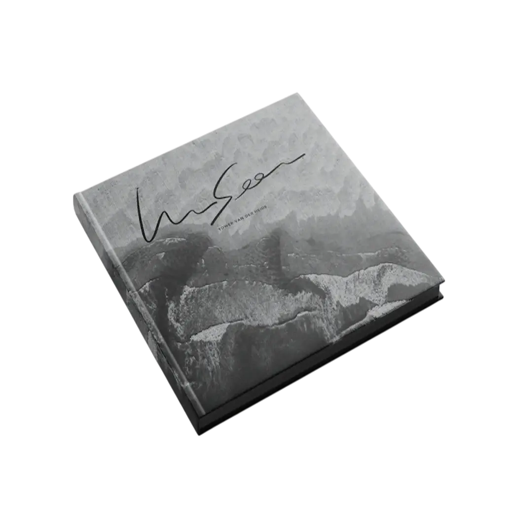 Unseen photo book by Ydwer