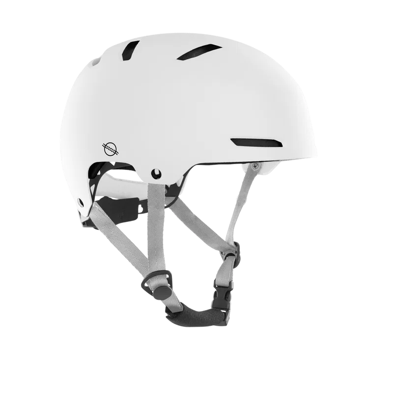 ION Slash Core Helm